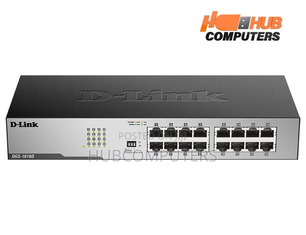 D-Link DGS-1016c 16 Port Gigabit Desktop Switch · Photo 2