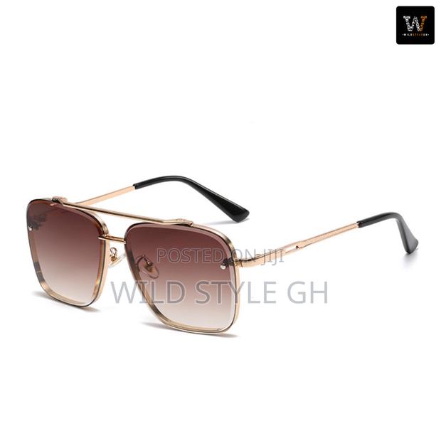 Classy UV400 Sunglasses photo 4