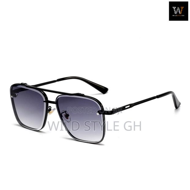 Classy UV400 Sunglasses photo 3