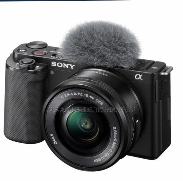 Sony ZV-E10 Mirrorless Camera With 16-50mm Lens. · Photo 2