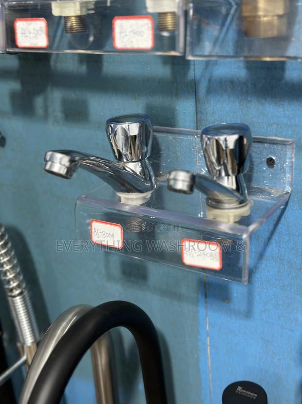 Basin Faucet_simple Wash Hand Basin Faucet_round Head · Photo 3