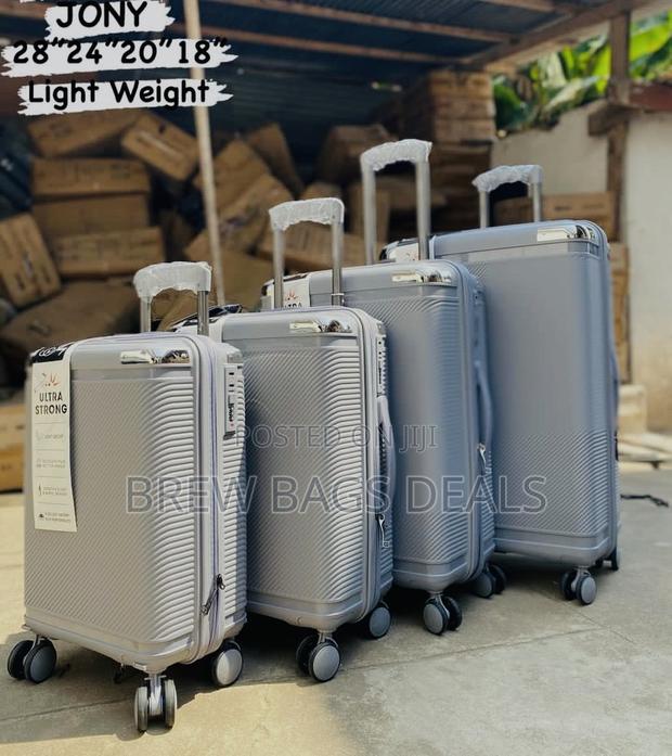 Original Ultra Strong 4set Silver Unbreakable Traveling Bag · Photo 3