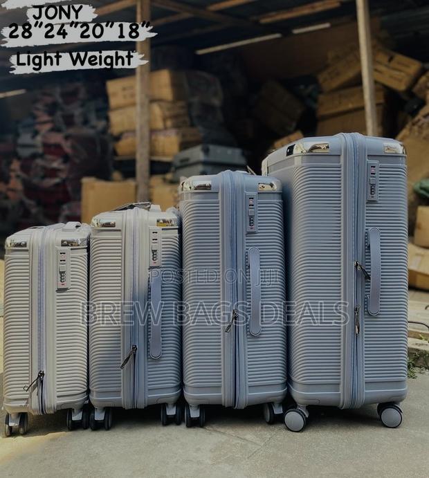 Original Ultra Strong 4set Silver Unbreakable Traveling Bag · Photo 4