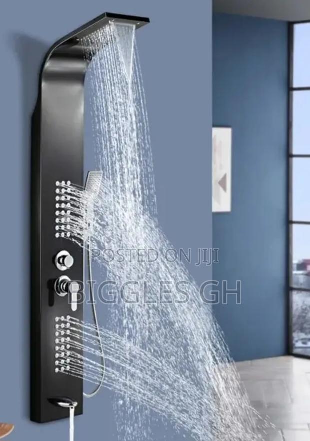 Luxurious Shower Panel · Photo 2