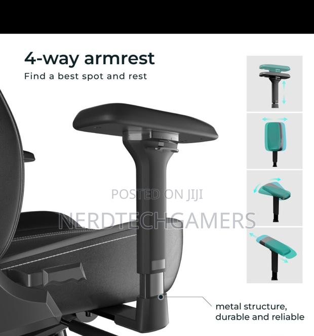 Mophlin Premium Ergonomic Gaming Chair (Gc4) · Photo 4