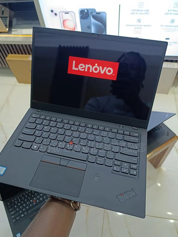 Laptop Lenovo ThinkPad X1 Carbon 16GB Intel Core I7 SSD 512GB · Photo 2