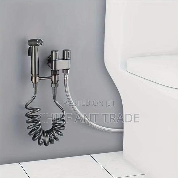 Silver Bidet Pressure Gun. · Photo 4