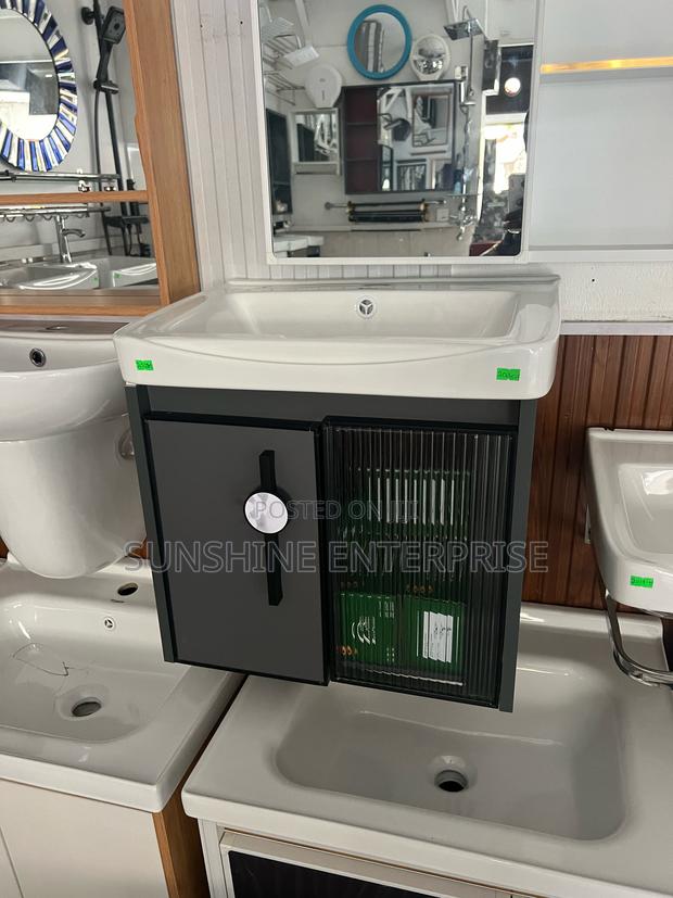 Wash Hand Cabinet Basin · Photo 3