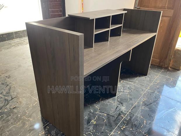 Counter Front Table (2 Seater) · Photo 1