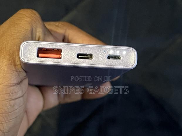 VERBATIM Wireless Slim Power Bank (10,000mah) photo 3