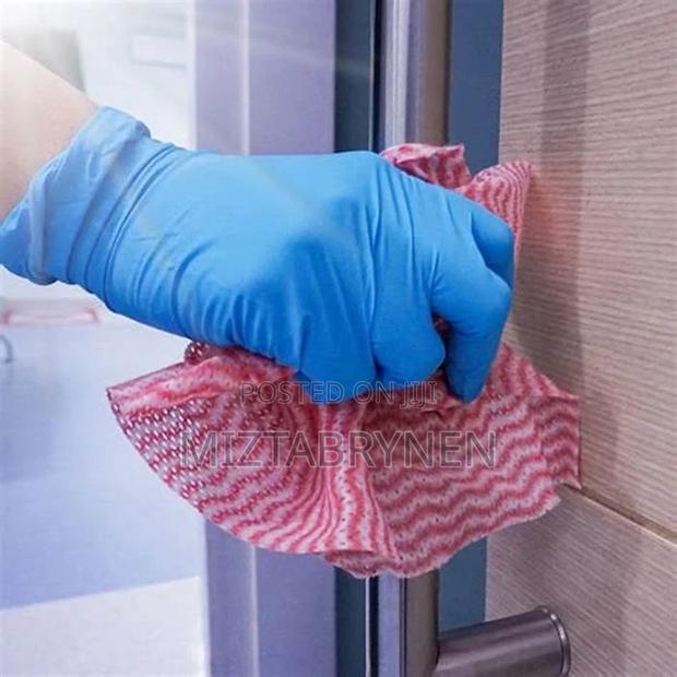 100 Disposable Blue Nitrile Gloves for Cleaning photo 2