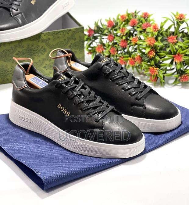 Boss Sleek Leather Sneaker · Photo 4