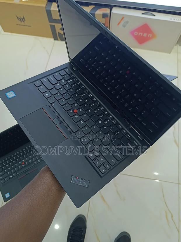 Laptop Lenovo ThinkPad X1 Carbon 16GB Intel Core I7 SSD 512GB · Photo 3