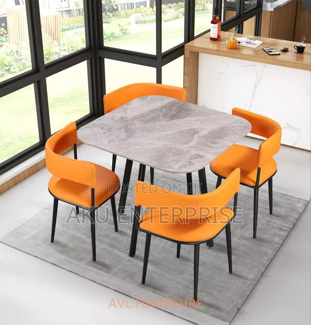 Marble Dining Table and 4 Chairs · Photo 4