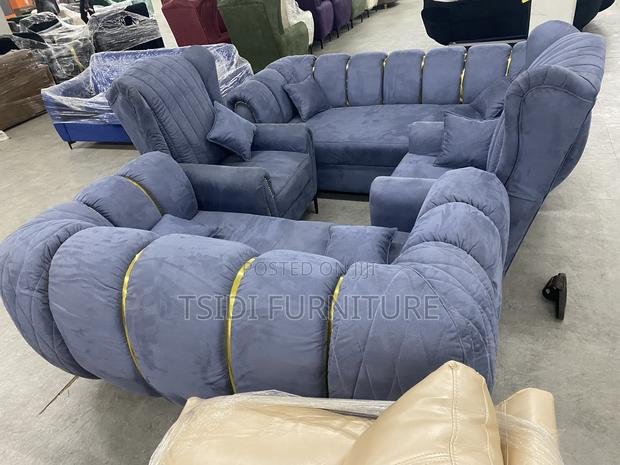 Quality Executive Sofa · Photo 2
