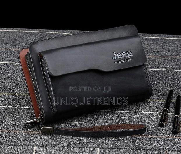 High Quality Jeep Leather Pouches · Photo 4
