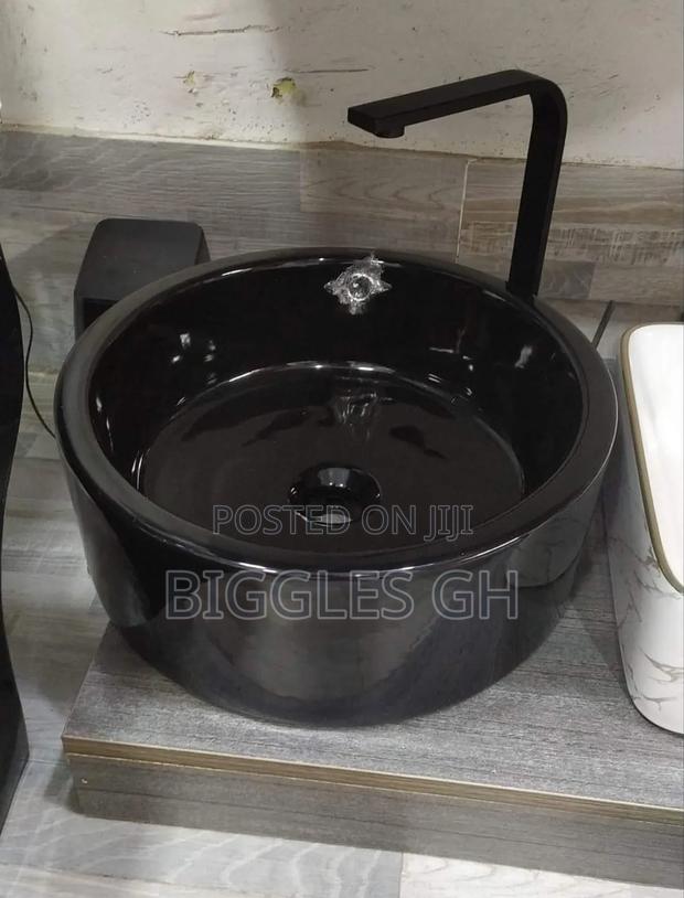 Pedicure Bowl/ Countertop Basin With Tap · Photo 3
