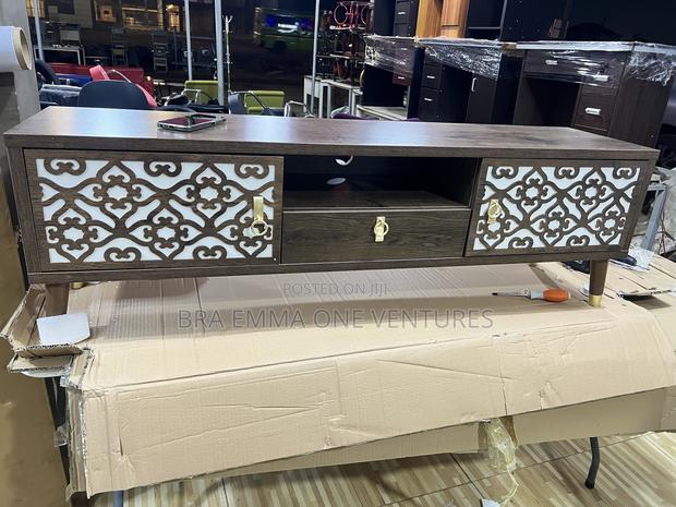Imported Tv Stand · Photo 2