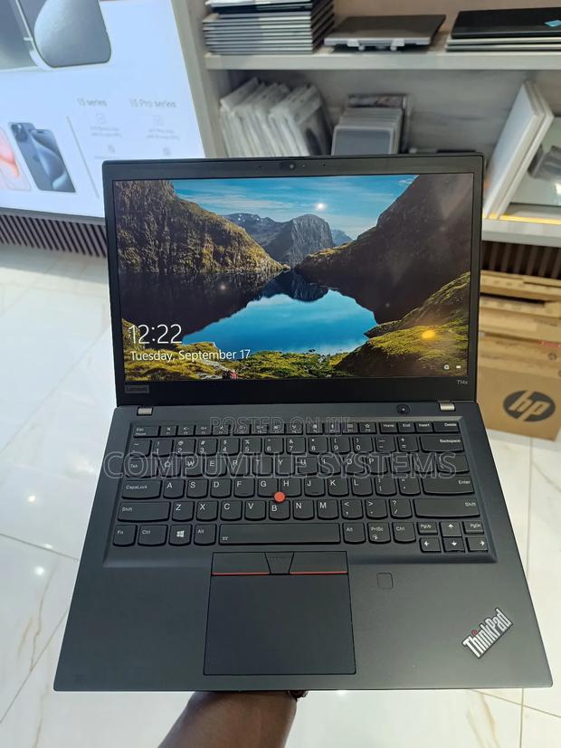 Laptop Lenovo Thinkpad T14s Gen 2 16GB Intel Core I7 SSD 512GB · Photo 4