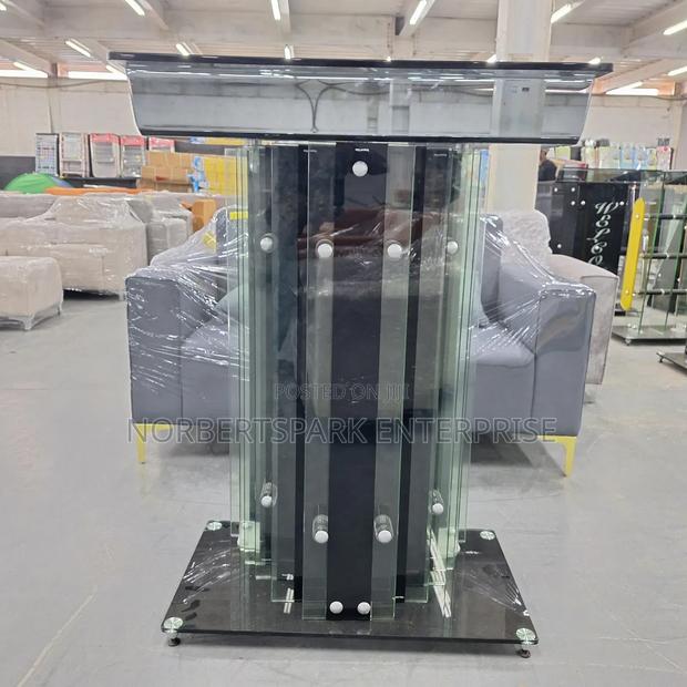 Glass Pulpit[188] · Photo 2