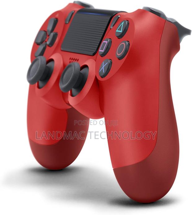 Sony Dualshock 4 Wireless Controller for Playstation 4(PS4) · Photo 4