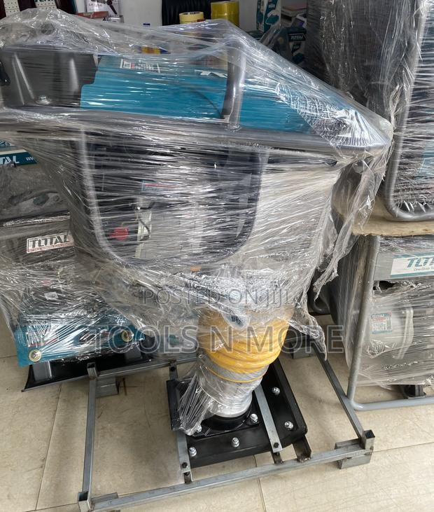 TOTAL Gasoline Tamping Rammer 4.8kw · Photo 4