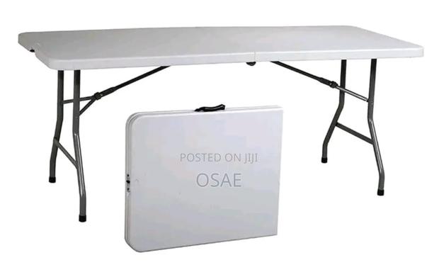 Foldable Table · Photo 2