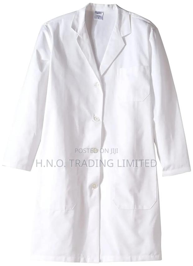 Doctors' Labcoats All Sizes · Photo 3