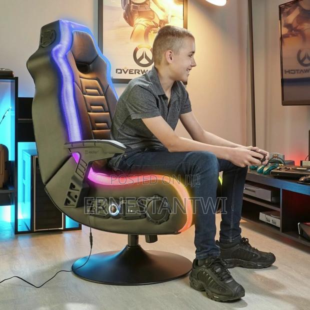 Gaming Chair From X Rocker, UK · Photo 2