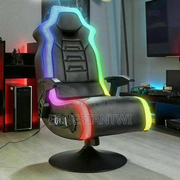 Gaming Chair From X Rocker, UK · Photo 3