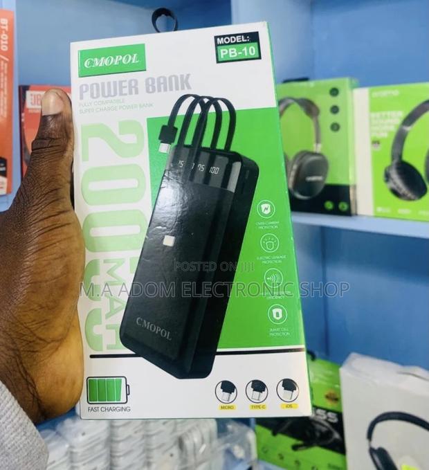 Cmopol With Fully Compatible Super Charge Power Bank. · Photo 3