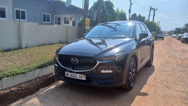 Mazda CX-5 Touring i-ACTIV AWD 2019 Black photo 4