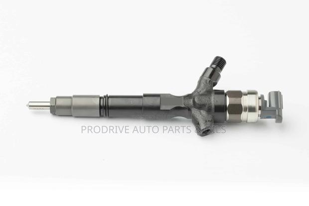 Toyota Hilux,Prado Denso 095000-7780 Fuel Injector