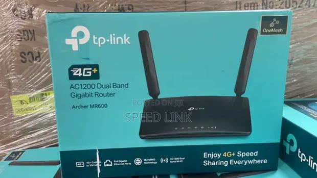 Tp-Link Ac1200 Dual Band Gigabit Router, Archer Mr600 photo 3