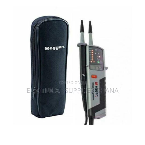 UNI-T UT200A Digital Clamp Meter