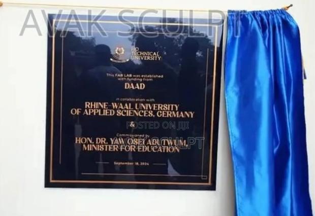 Commemorative Plaque · Photo 4