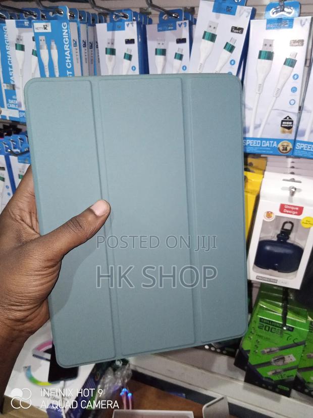 iPad Air 3rd Generation Case With Pencil Holder 10.5 Inch · Photo 3