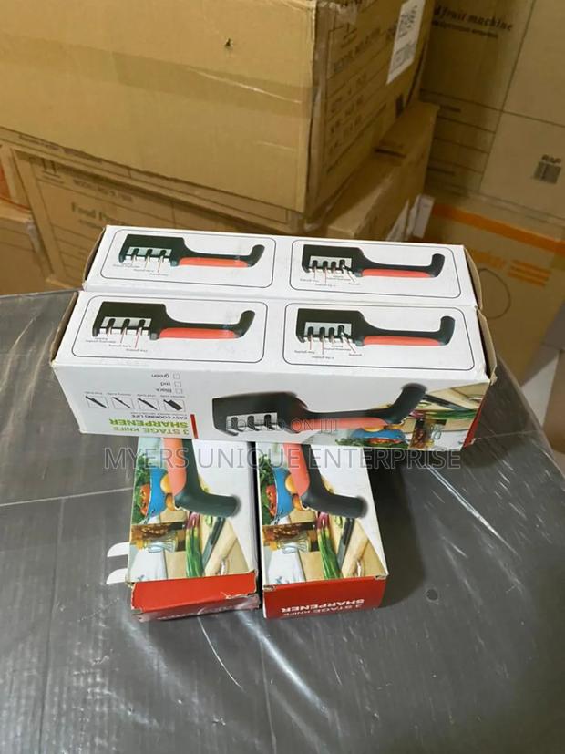 Portable Knife Sharpener · Photo 2