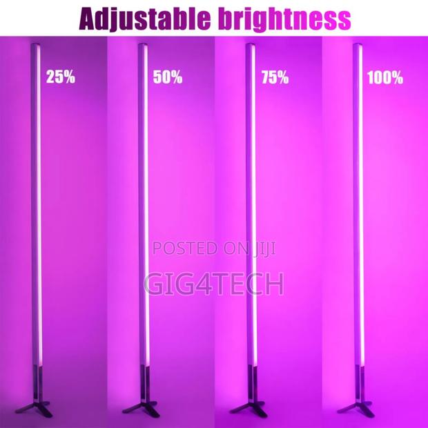 Luxceo Mood1 RGB Tube Light 120CM · Photo 4