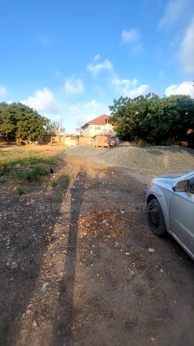 2 and Half Plots of Land for Sale · Photo 3