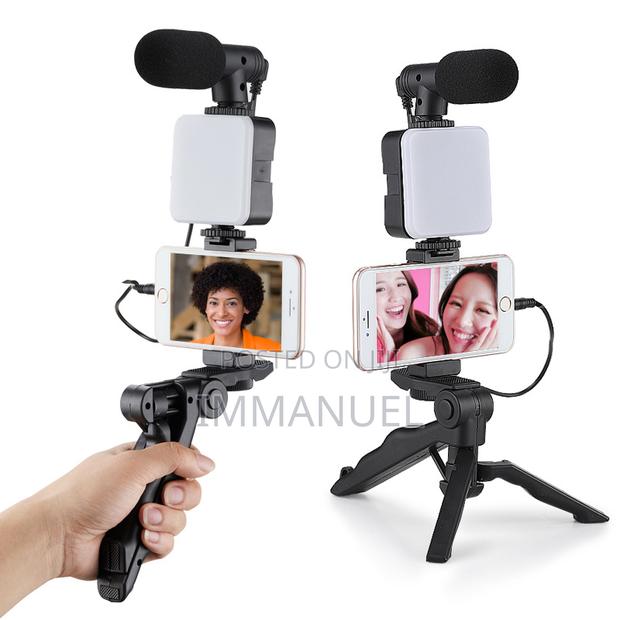 Vlogging Kit With Remote Control · Photo 3