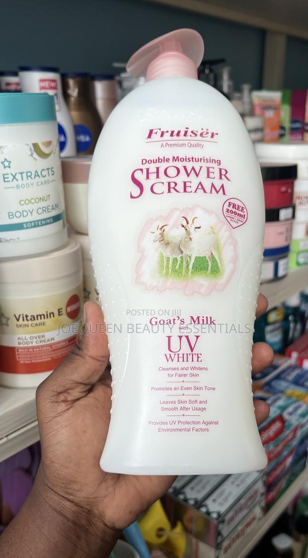 Fruiser Double Moisturizing Shower Cream · Photo 3