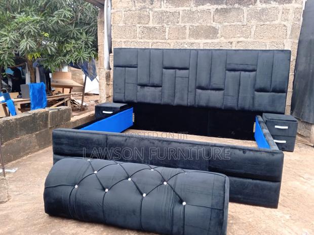 Queen Size Bed Frame photo 2