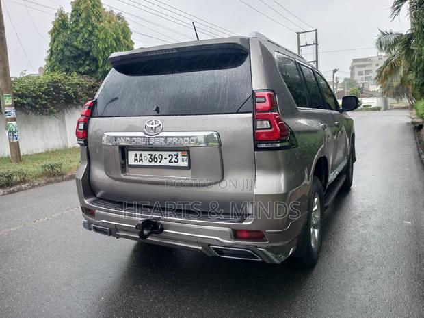 Toyota Land Cruiser Prado 2.7 VVT-i 2014 Gold photo 6