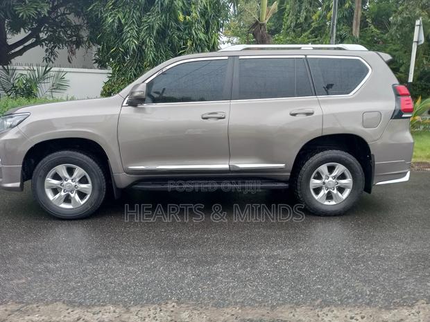 Toyota Land Cruiser Prado 2.7 VVT-i 2014 Gold photo 11