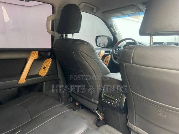 Toyota Land Cruiser Prado 3.0 D-4D (190 Hp) 7 seats 2016 Black photo 5