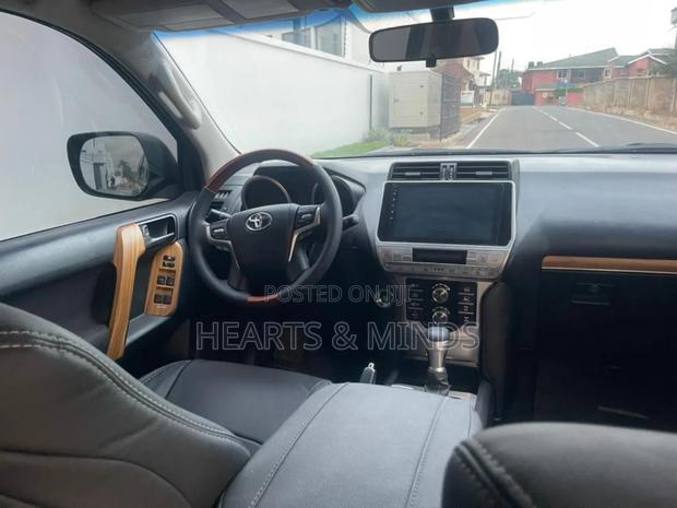 Toyota Land Cruiser Prado 3.0 D-4D (190 Hp) 7 seats 2016 Black photo 9