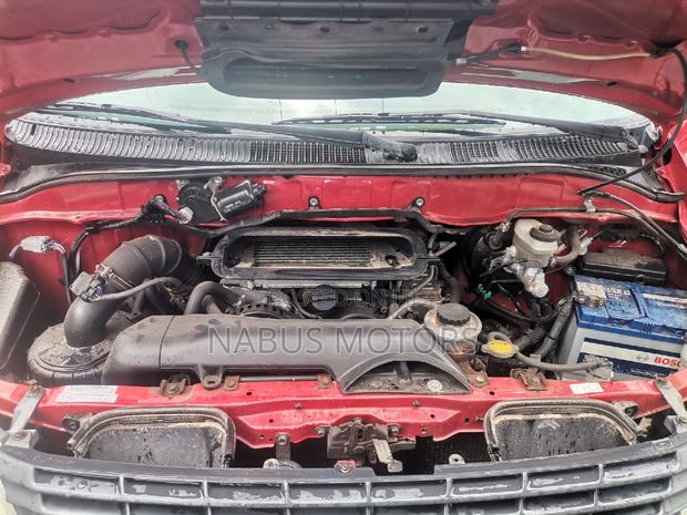 Toyota HiAce 2010 Red