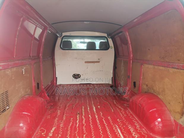 Toyota HiAce 2010 Red
