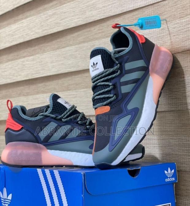 Adidas Boost ZX · Photo 4